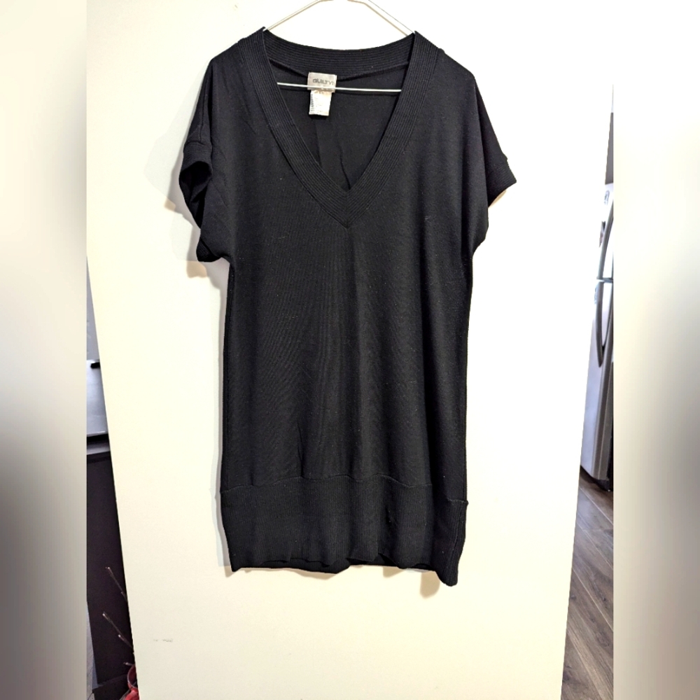 Guilty Black V-Neck Women’s Tunic Top Or Short Dress.  Size XL.  Ribbed Band Hem